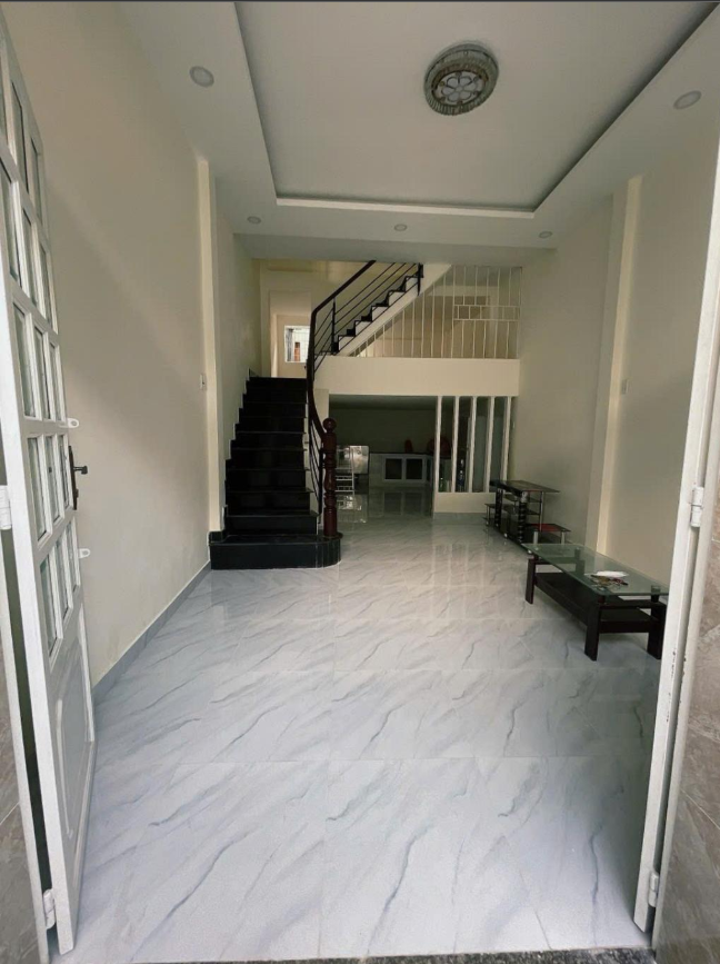 Bán nhà Đường Kênh Tân Hóa - 45m2 – 4 tầng- cách 20m ra mặt tiền- nhỉnh 4 tỷ.